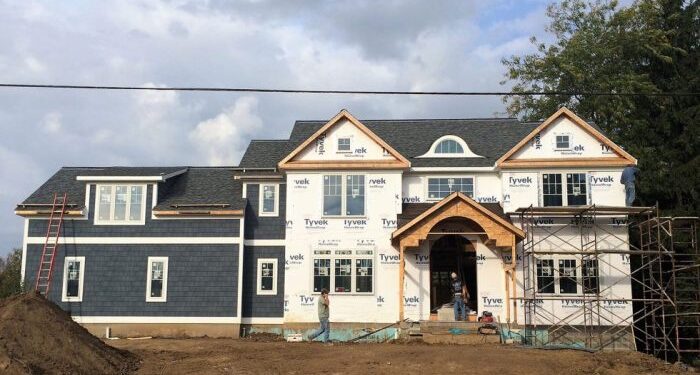 How To Estimate the Cost of New Vinyl Siding